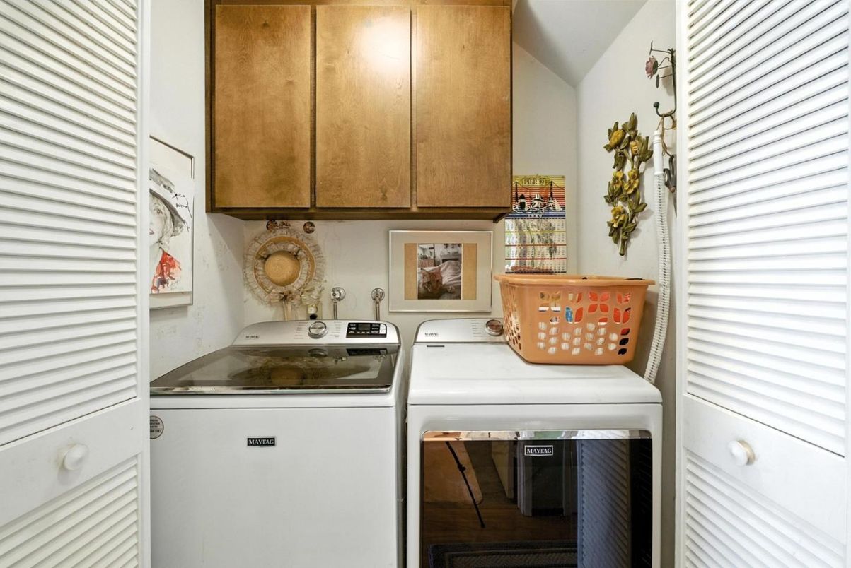 Interior, Utility Closets, Washer