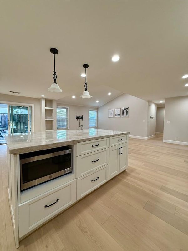 Interior, Kitchen, Pendant Lights, Recessed Lighting, Wood Texture Flooring