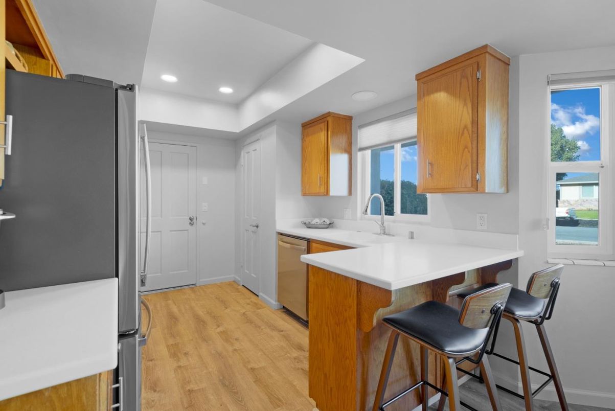 Interior, Kitchen, Recessed Lighting, Wood Texture Flooring