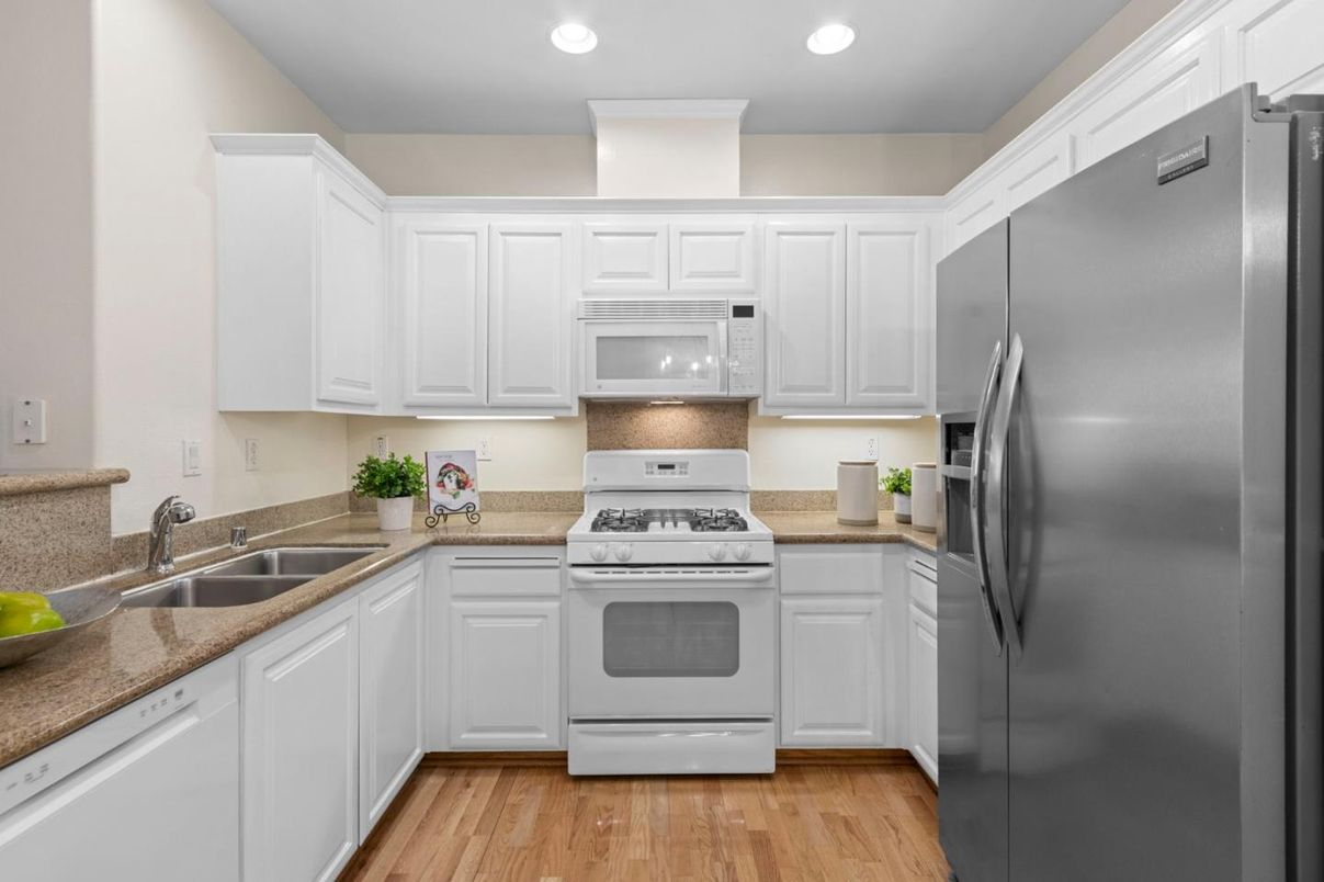 Interior, Kitchen, Recessed Lighting, Wood Texture Flooring