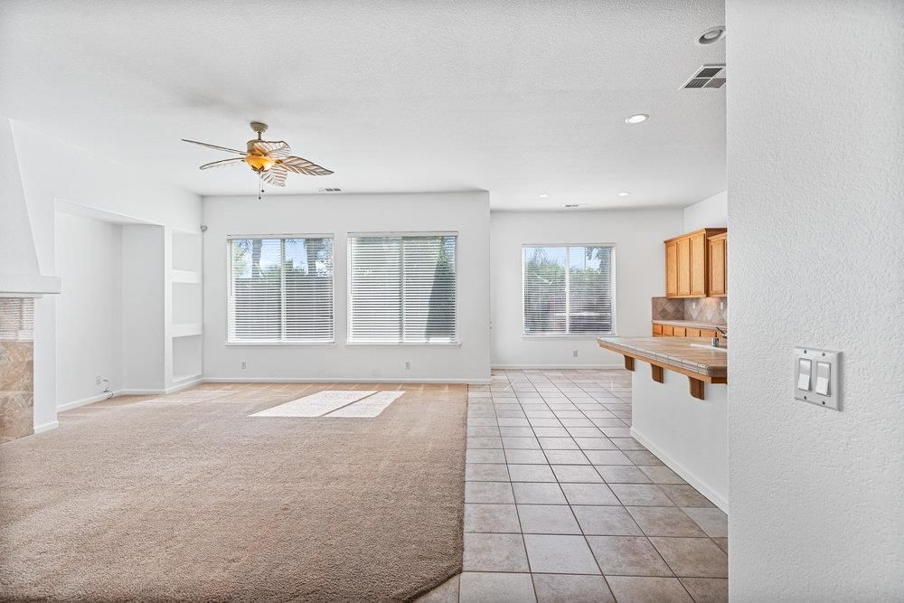 Empty room, Interior, Kitchen, Recessed Lighting