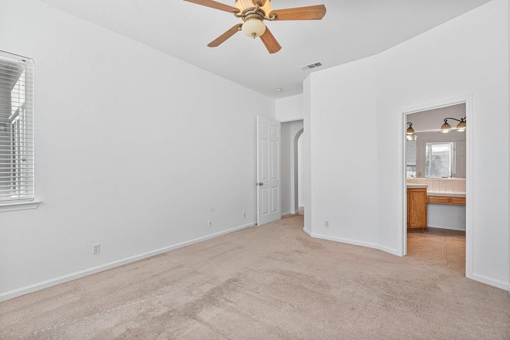 Bathroom, Empty room, Interior
