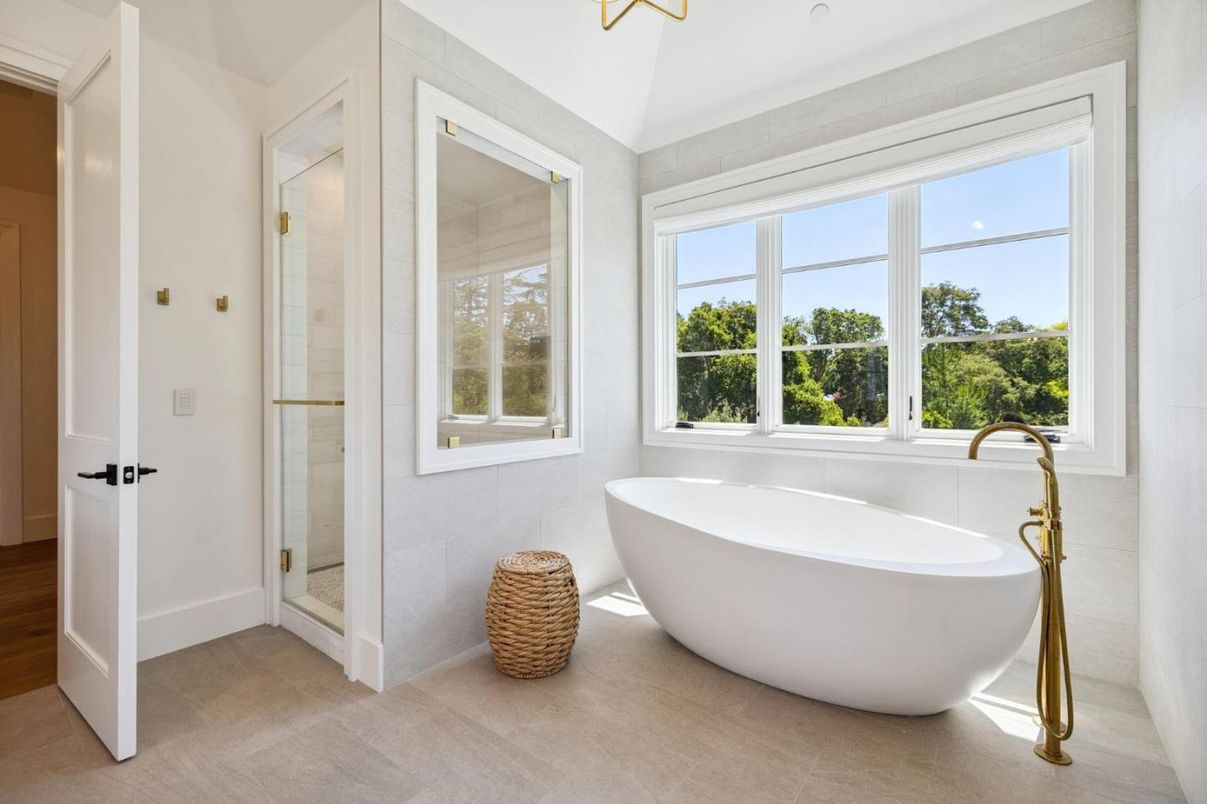 Bathroom, Free Standing Baths, Interior