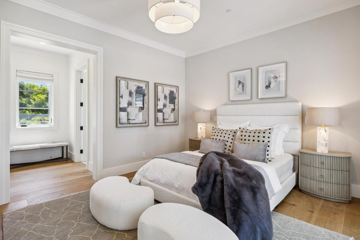 Bedroom, Interior, Pendant Lights, Wood Texture Flooring