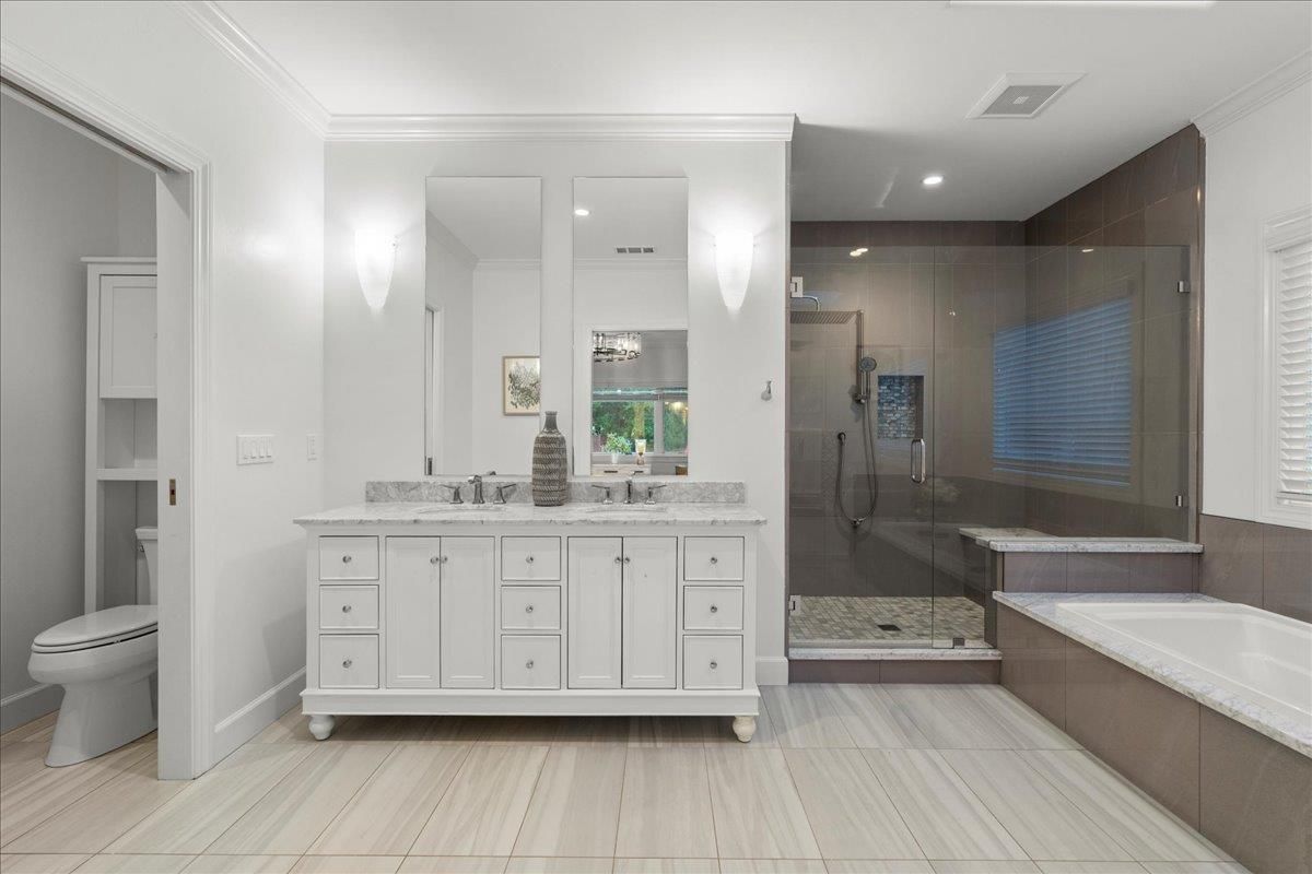 Bathroom, Dual Sink Vanities, Glass Shower, Interior, Recessed Lighting