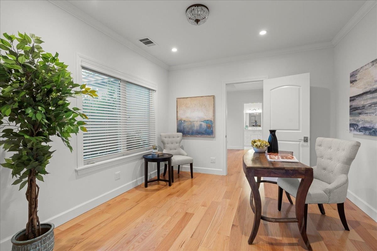 Home Office, Interior, Recessed Lighting, Wood Texture Flooring