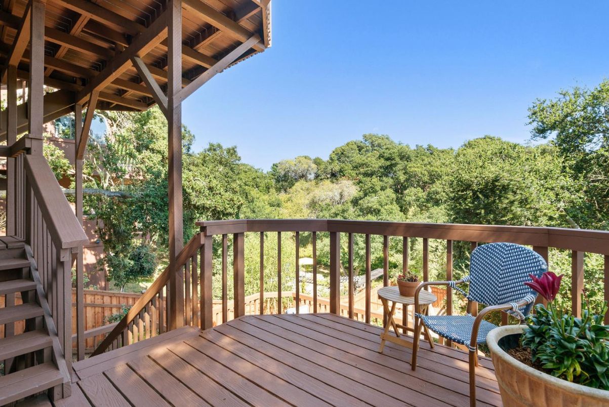Exterior, Wood Texture Flooring