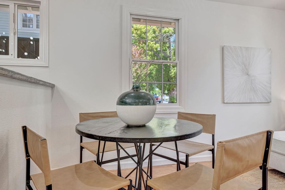 Dining room, Interior