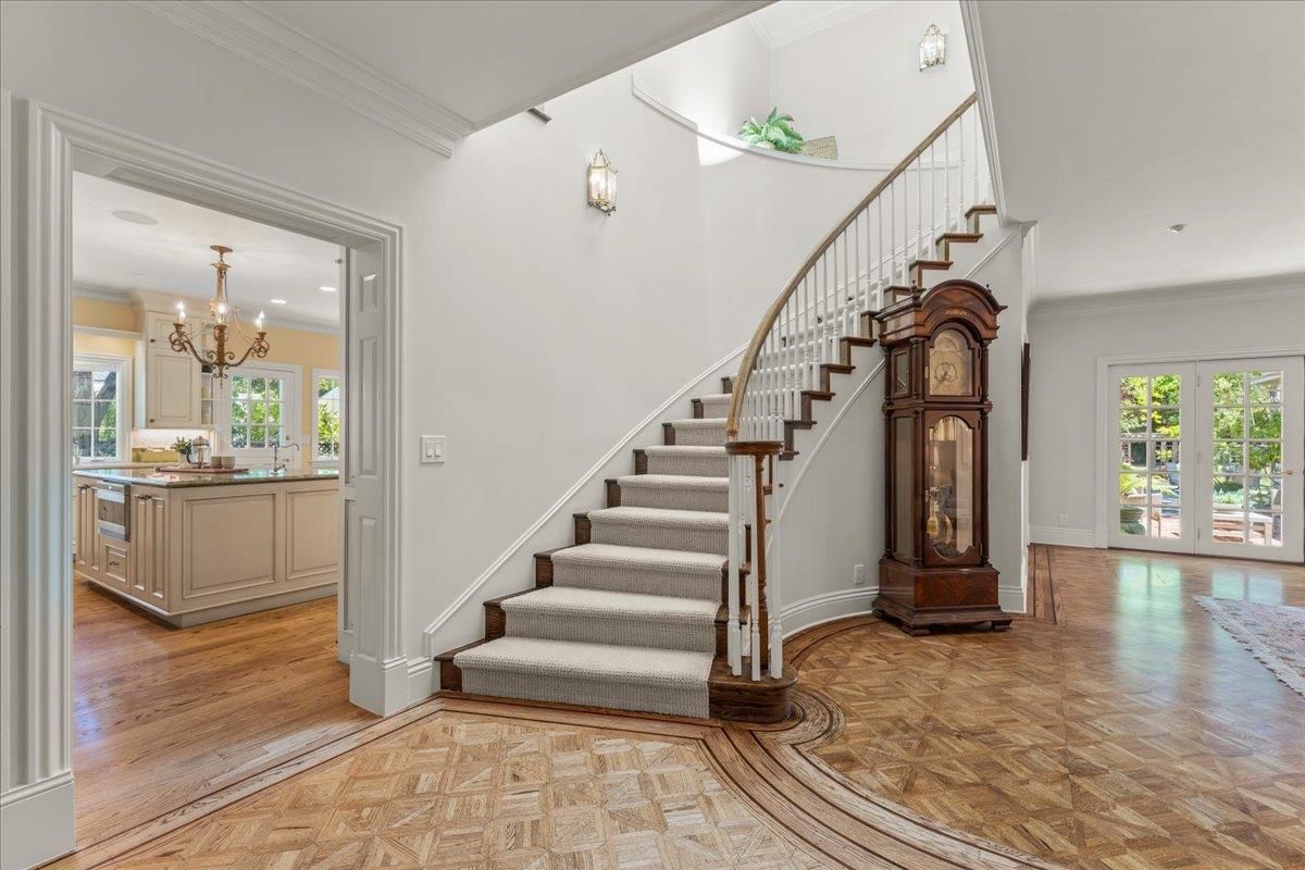 Chandelier, Interior, Recessed Lighting, Wood Texture Flooring