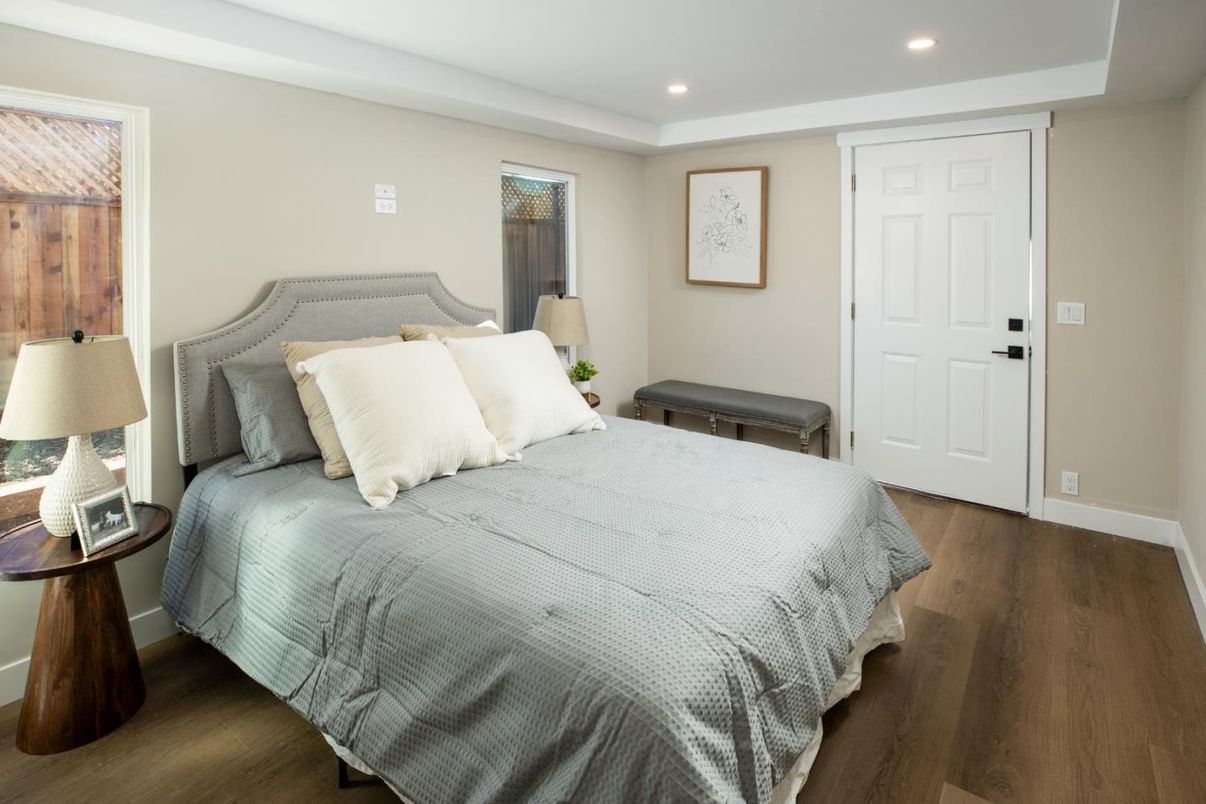 Bedroom, Interior, Recessed Lighting, Wood Texture Flooring