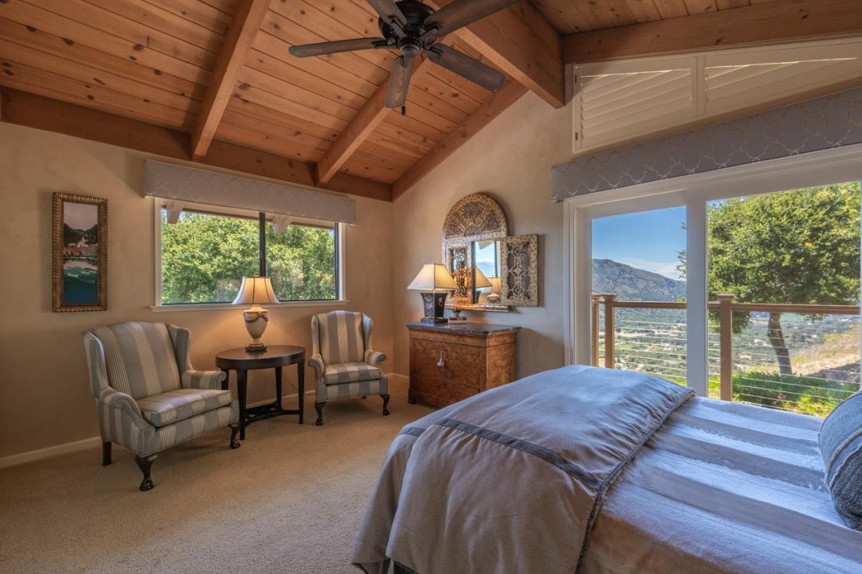 Bedroom, Interior, Wooden Beams, Wooden Ceilings