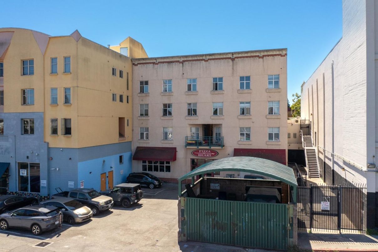 Exterior, Facade, Condo Building