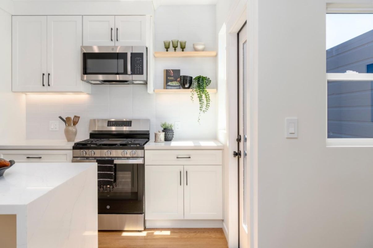 Interior, Kitchen, Stainless Steel Appliances, Wood Texture Flooring
