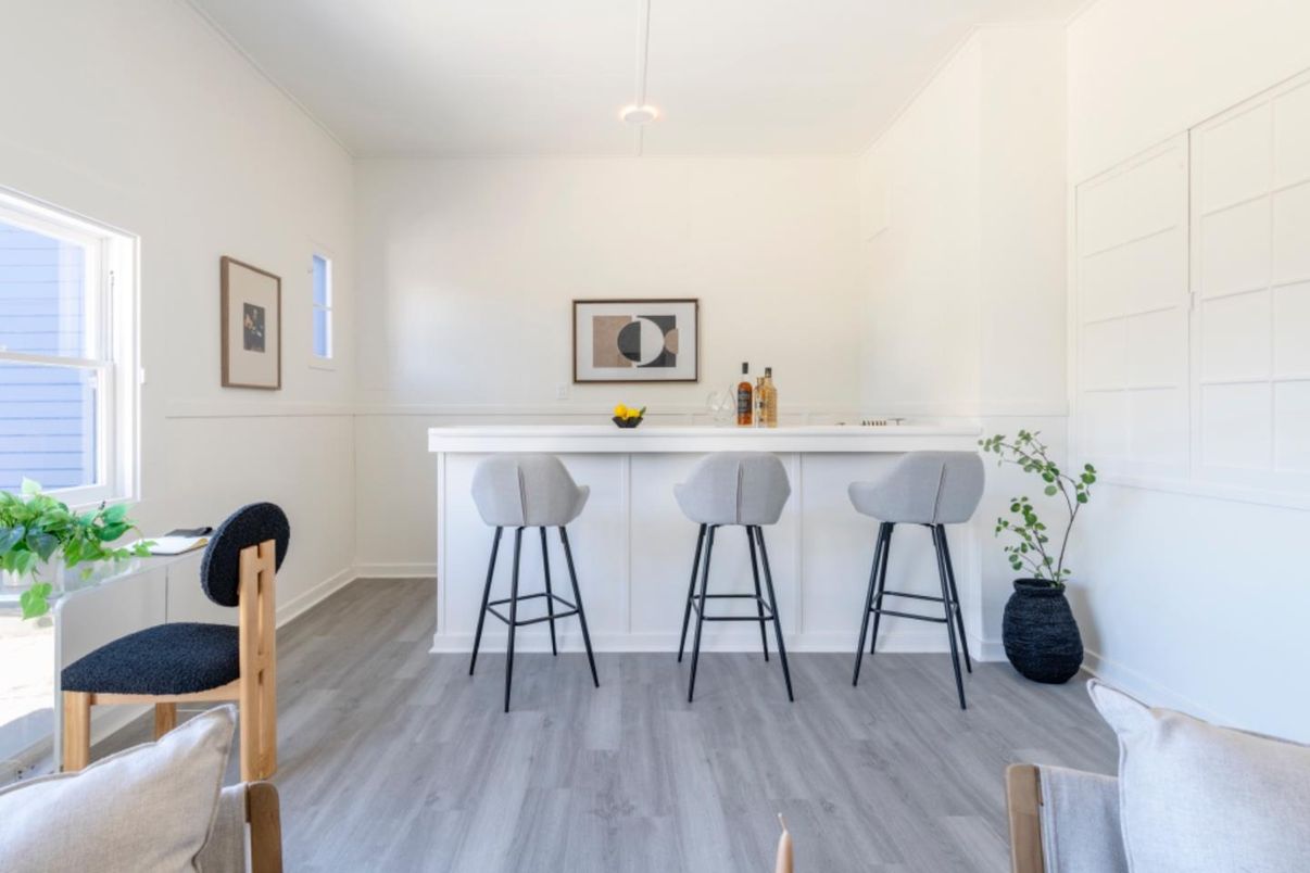 Interior, Pendant Lights, Wood Texture Flooring