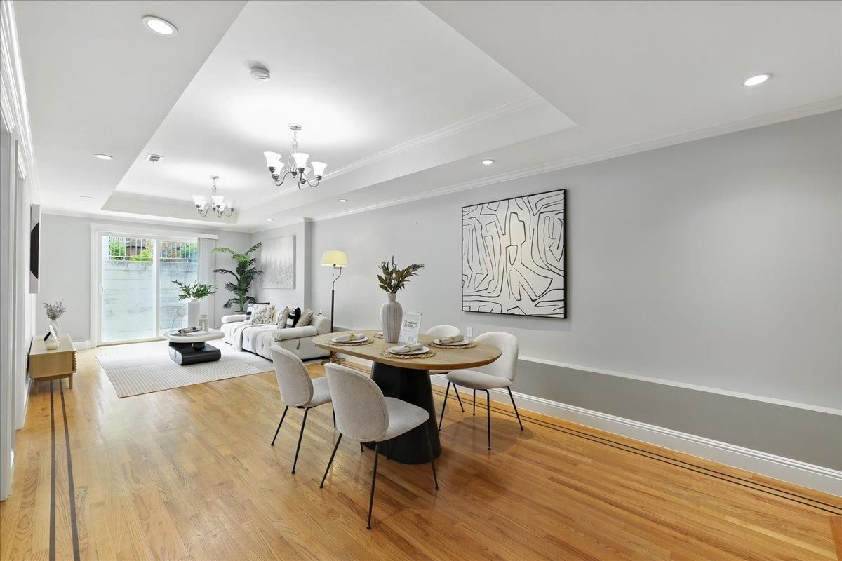 Chandelier, Dining room, Interior, Living room, Recessed Lighting, Wood Texture Flooring