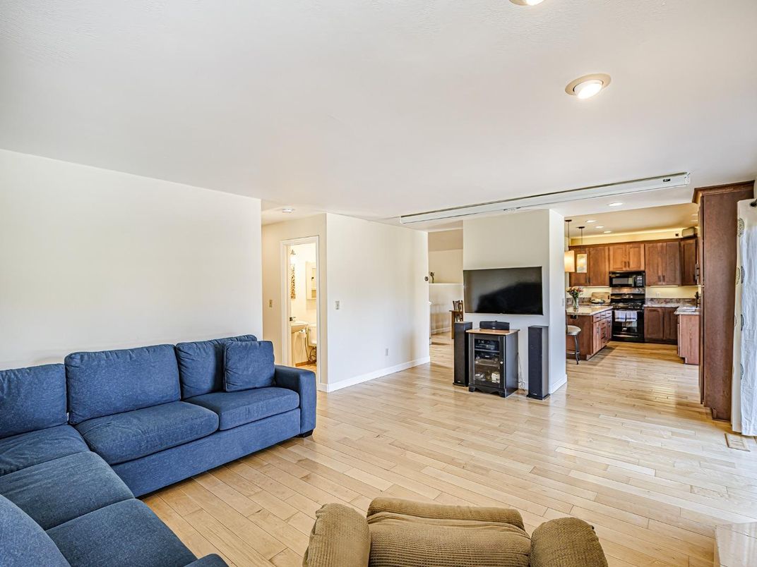 Interior, Kitchen, Living room, Pendant Lights, Recessed Lighting, Wood Texture Flooring