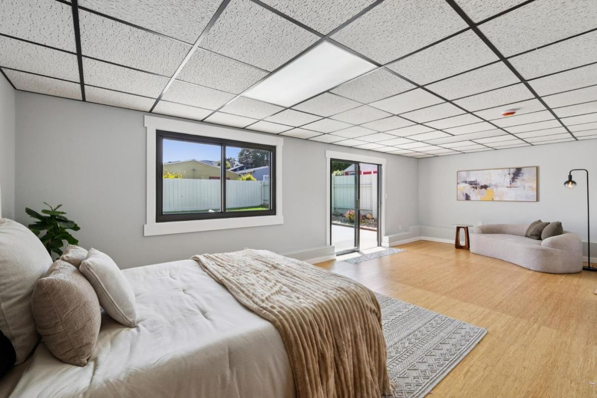 Bedroom, Interior, Wood Texture Flooring