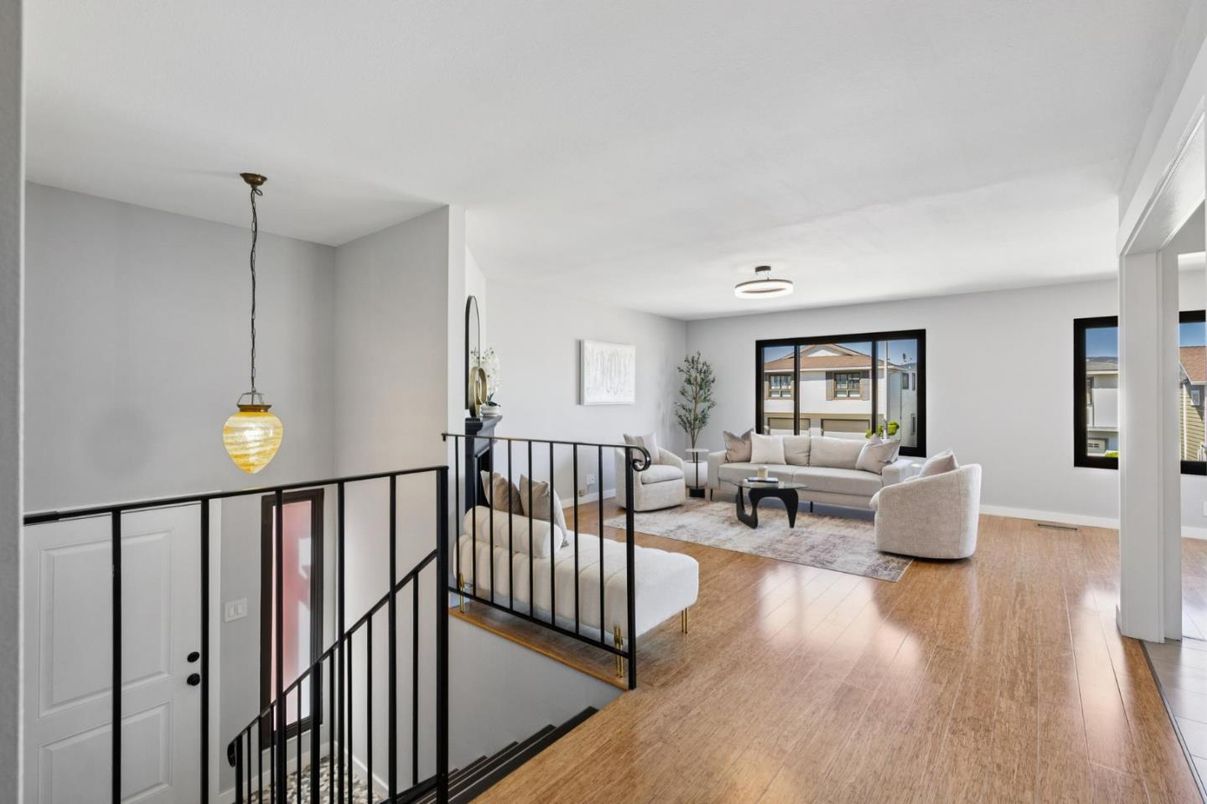 Interior, Living room, Pendant Lights, Wood Texture Flooring