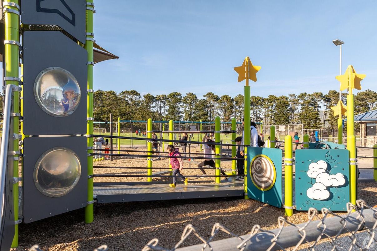 Backyard, Exterior, Playground