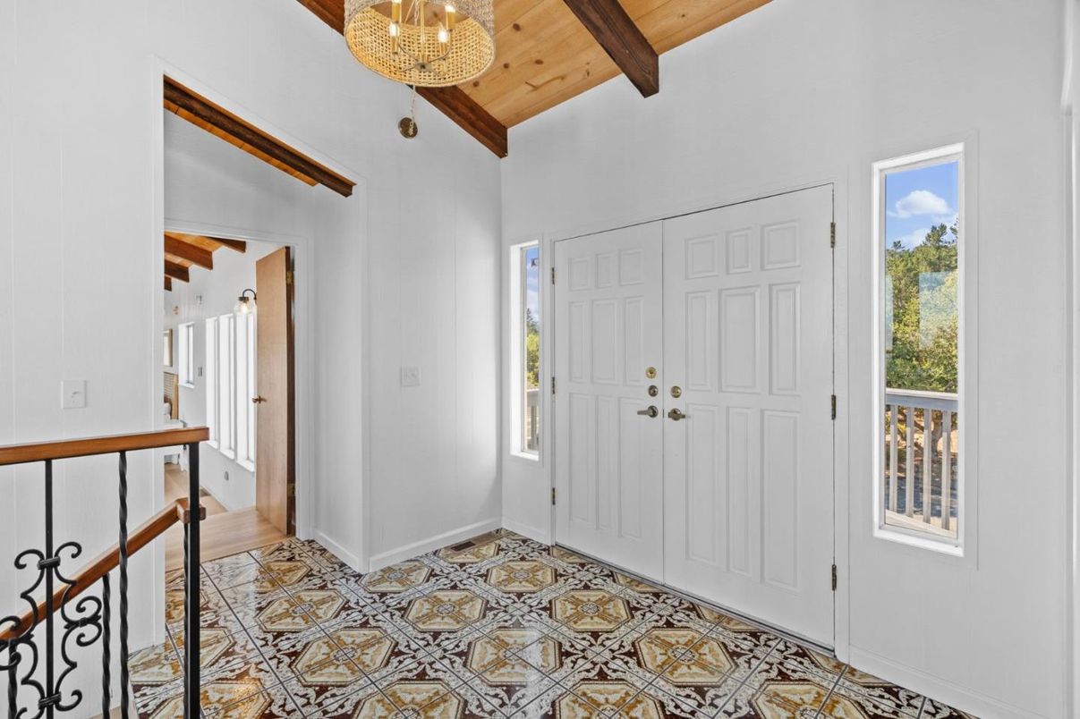 Chandelier, Interior, Wooden Beams, Wooden Ceilings