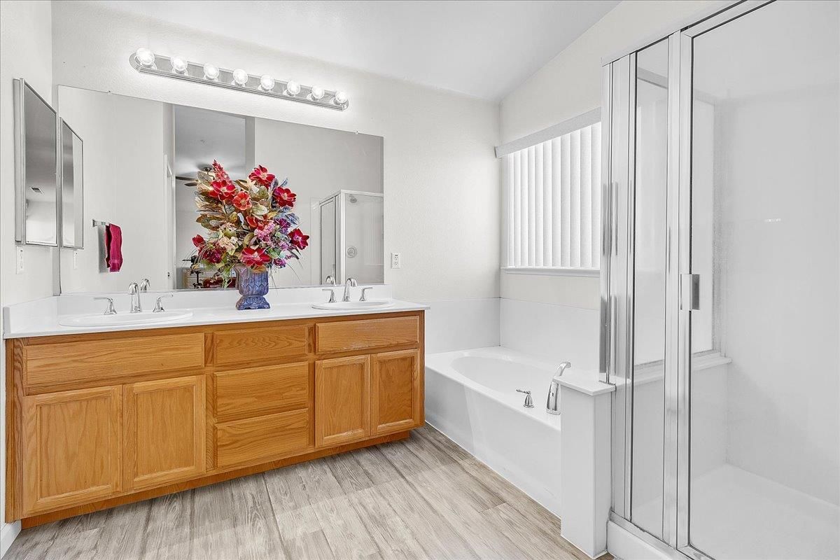 Bathroom, Dual Sink Vanities, Interior, Wood Texture Flooring
