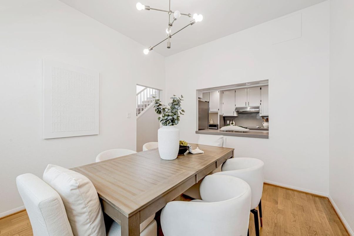 Dining room, Interior, Kitchen, Pendant Lights, Stainless Steel Appliances, Wood Texture Flooring