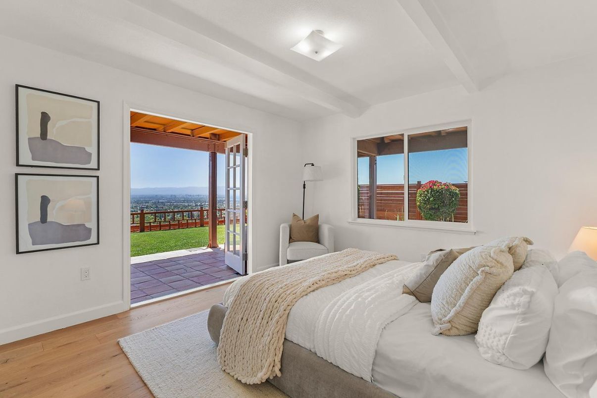 Bedroom, Interior, Water, Wood Texture Flooring