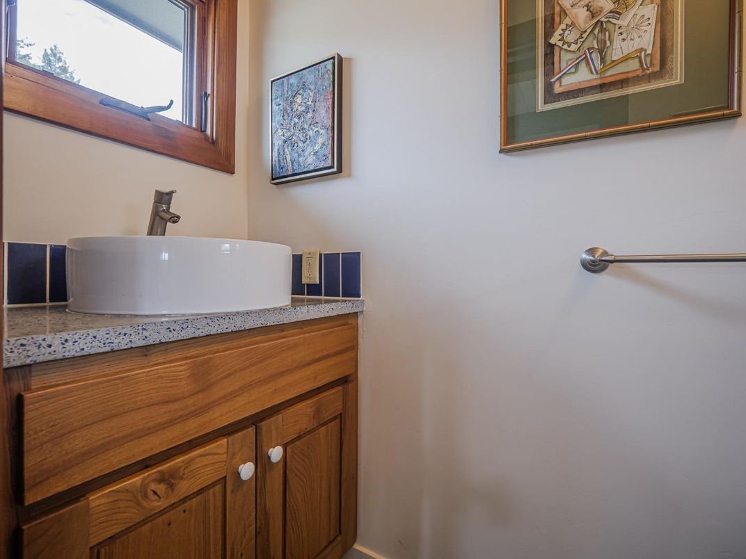 Bathroom, Interior, Tile Countertops