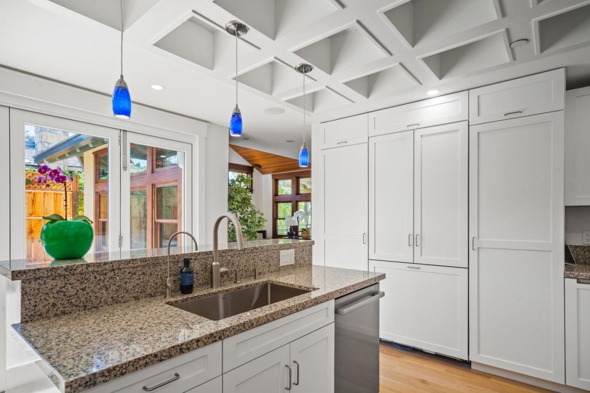 Interior, Kitchen, Pendant Lights, Recessed Lighting, Wood Texture Flooring