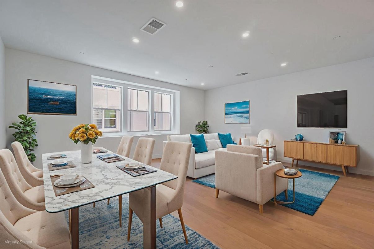 Dining room, Interior, Living room, Recessed Lighting, Wood Texture Flooring