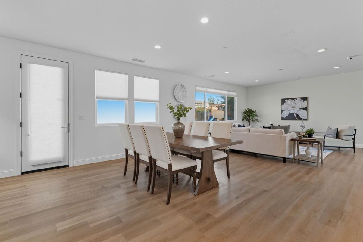 Dining room, Interior, Living room, Recessed Lighting, Wood Texture Flooring