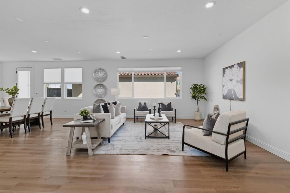 Dining room, Interior, Living room, Recessed Lighting, Wood Texture Flooring