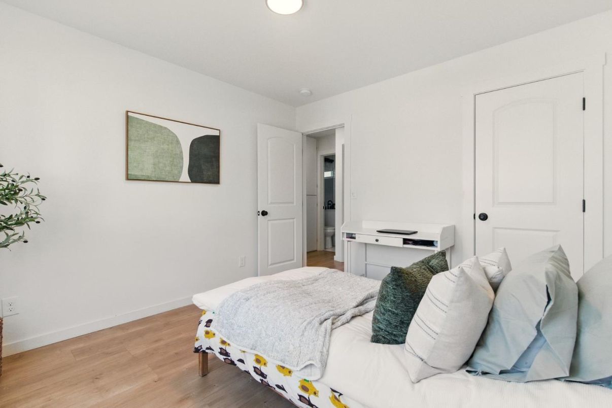 Bedroom, Interior, Wood Texture Flooring