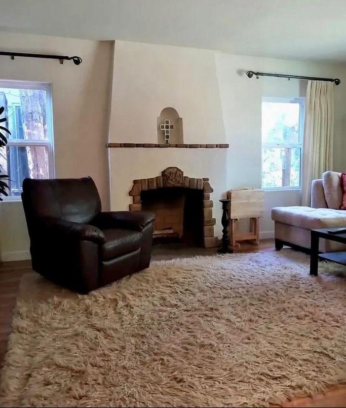 Fireplace, Interior