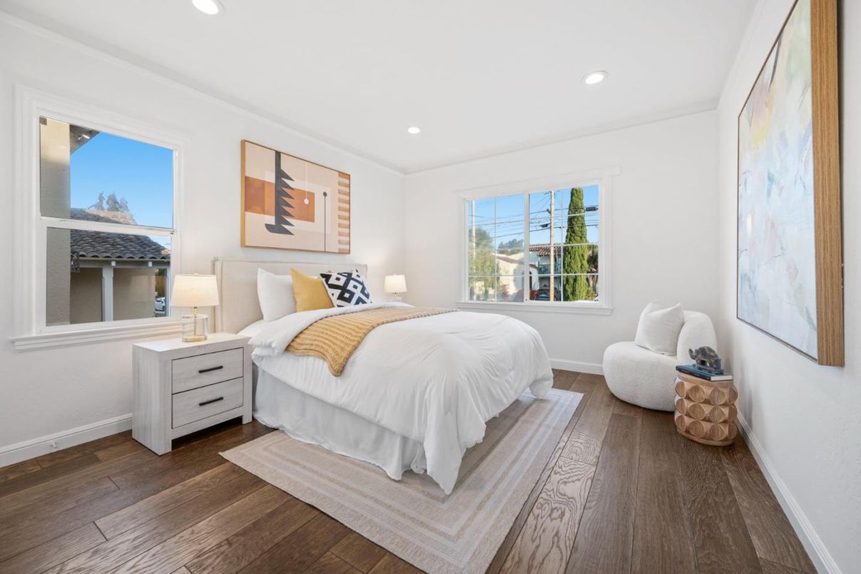 Bedroom, Interior, Recessed Lighting, Wood Texture Flooring