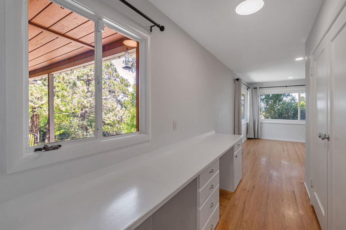 Interior, Recessed Lighting, Wooden Ceilings, Wood Texture Flooring