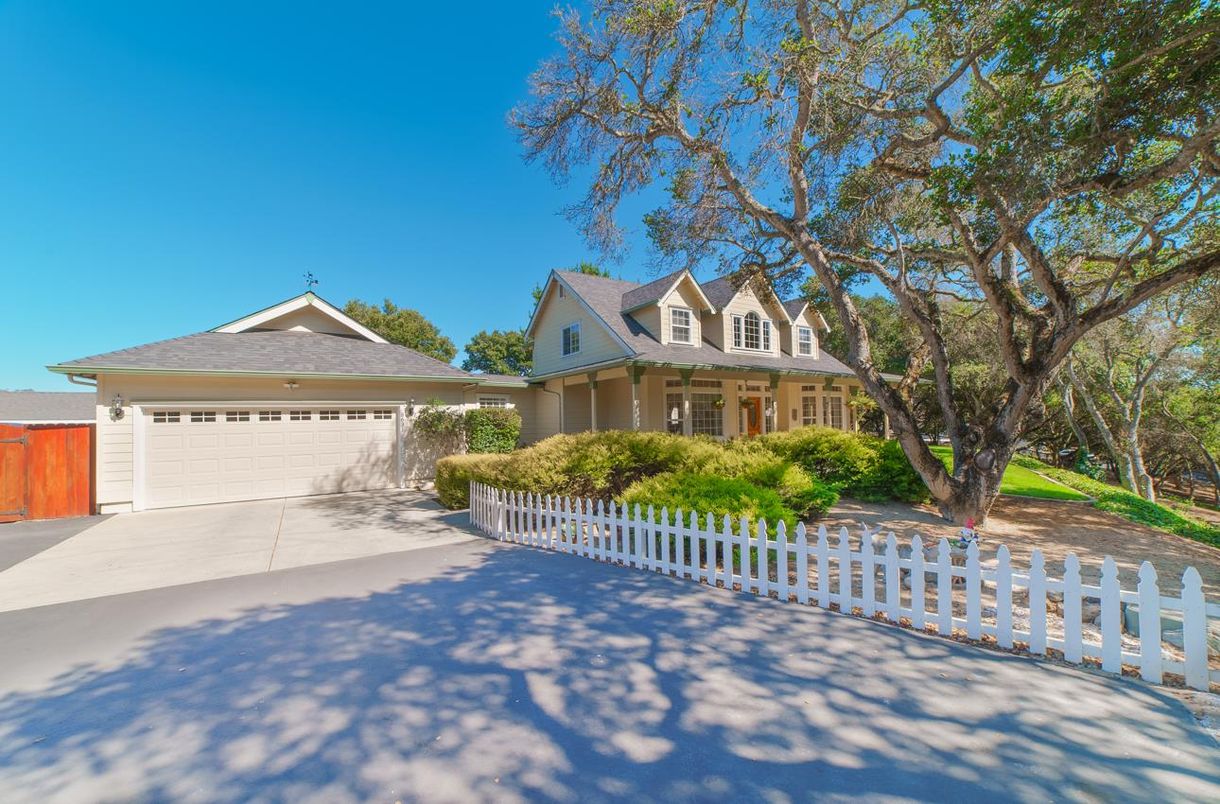 Attached, Backyard, Exterior, Facade, Farmhouse