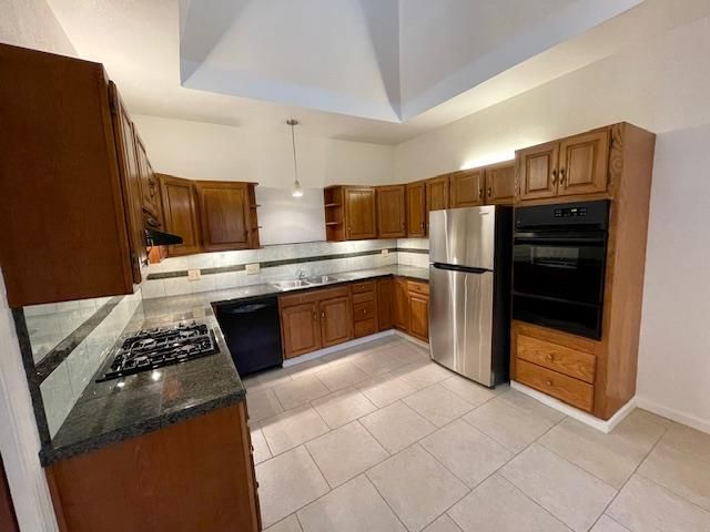 Interior, Kitchen, Pendant Lights