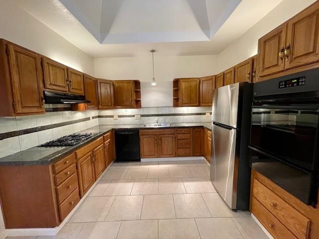 Interior, Kitchen, Pendant Lights