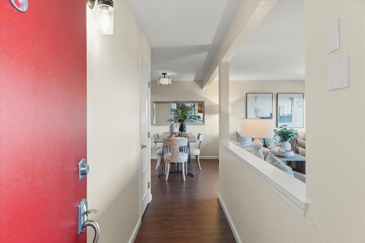 Dining room, Interior, Wood Texture Flooring