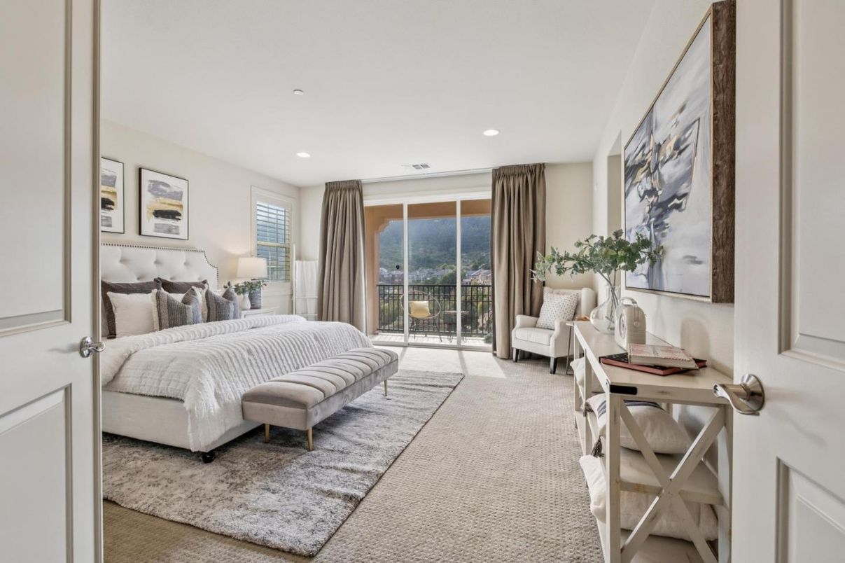 Bedroom, Interior, Recessed Lighting