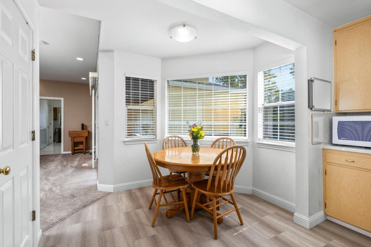 Dining room, Interior, Recessed Lighting, Wood Texture Flooring