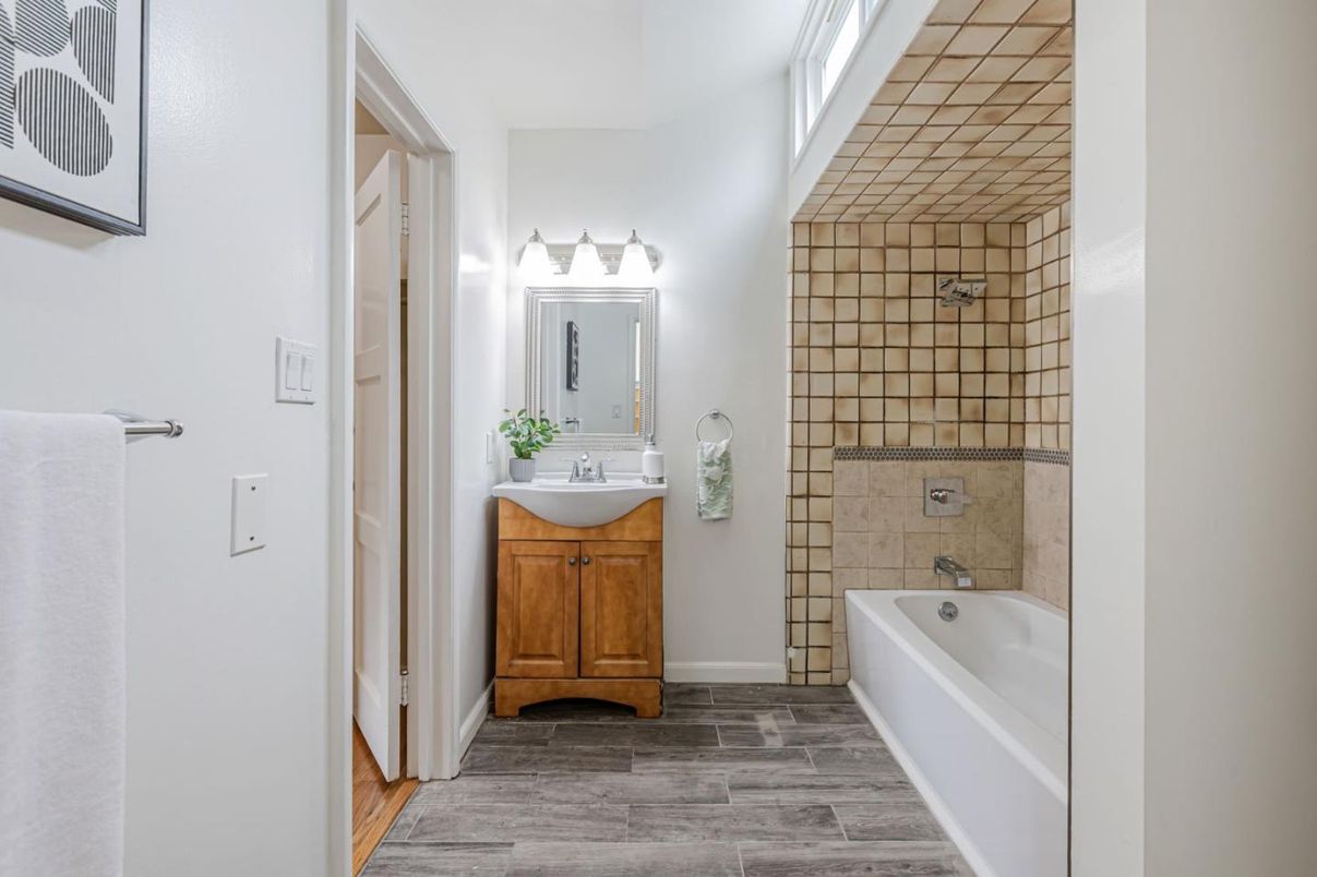 Bathroom, Interior, Wood Texture Flooring