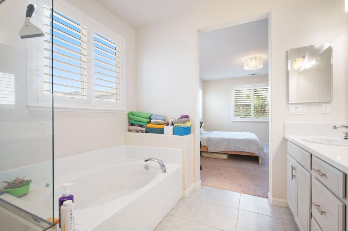 Bathroom, Bedroom, Glass Shower, Interior