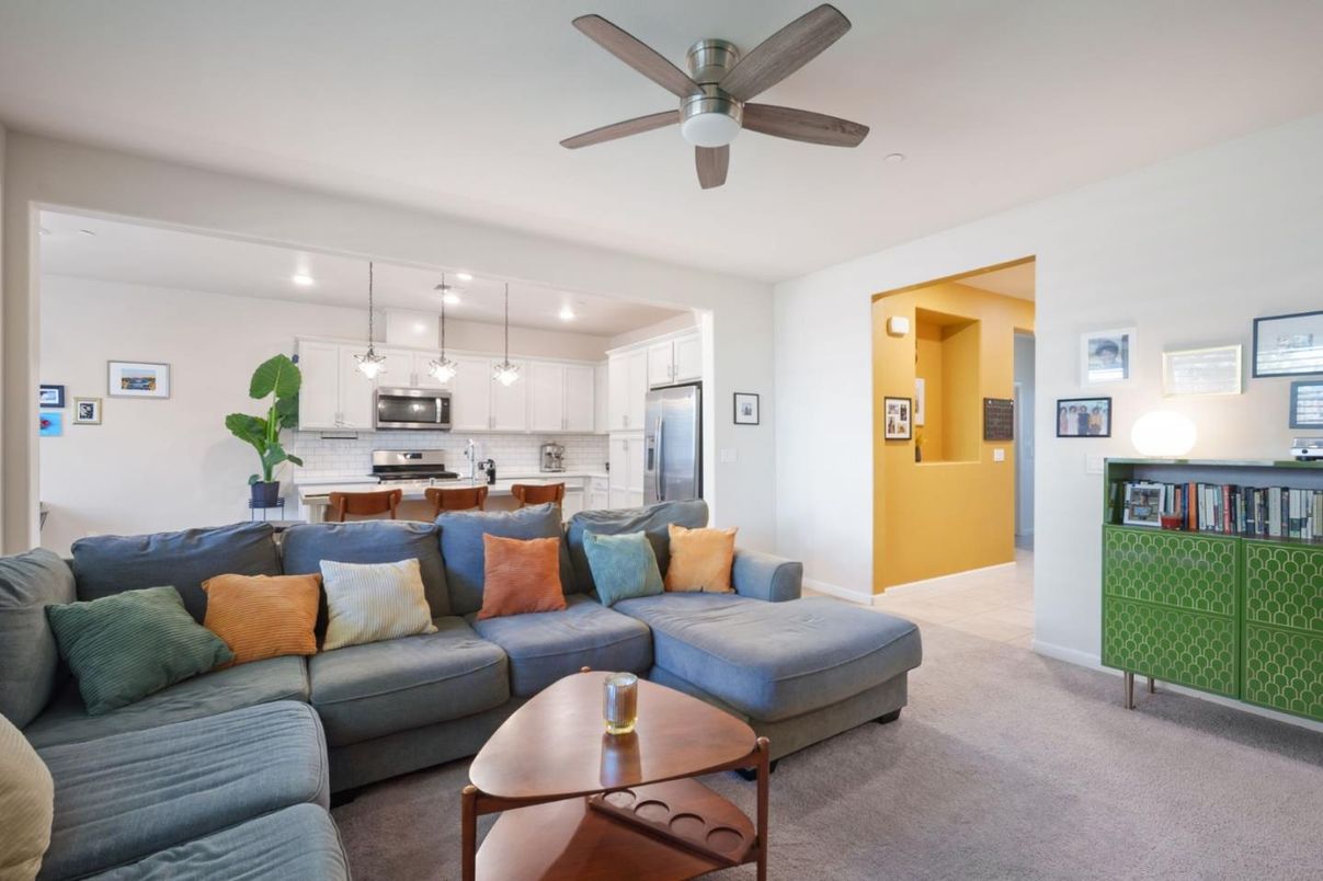 Interior, Kitchen, Living room, Pendant Lights, Stainless Steel Appliances