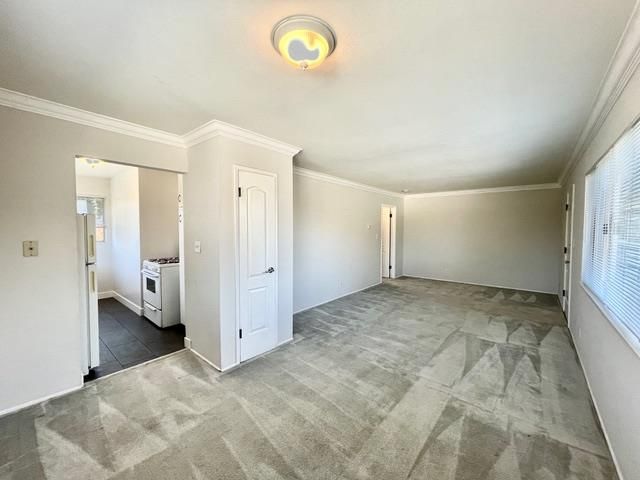 Empty room, Interior, Washer