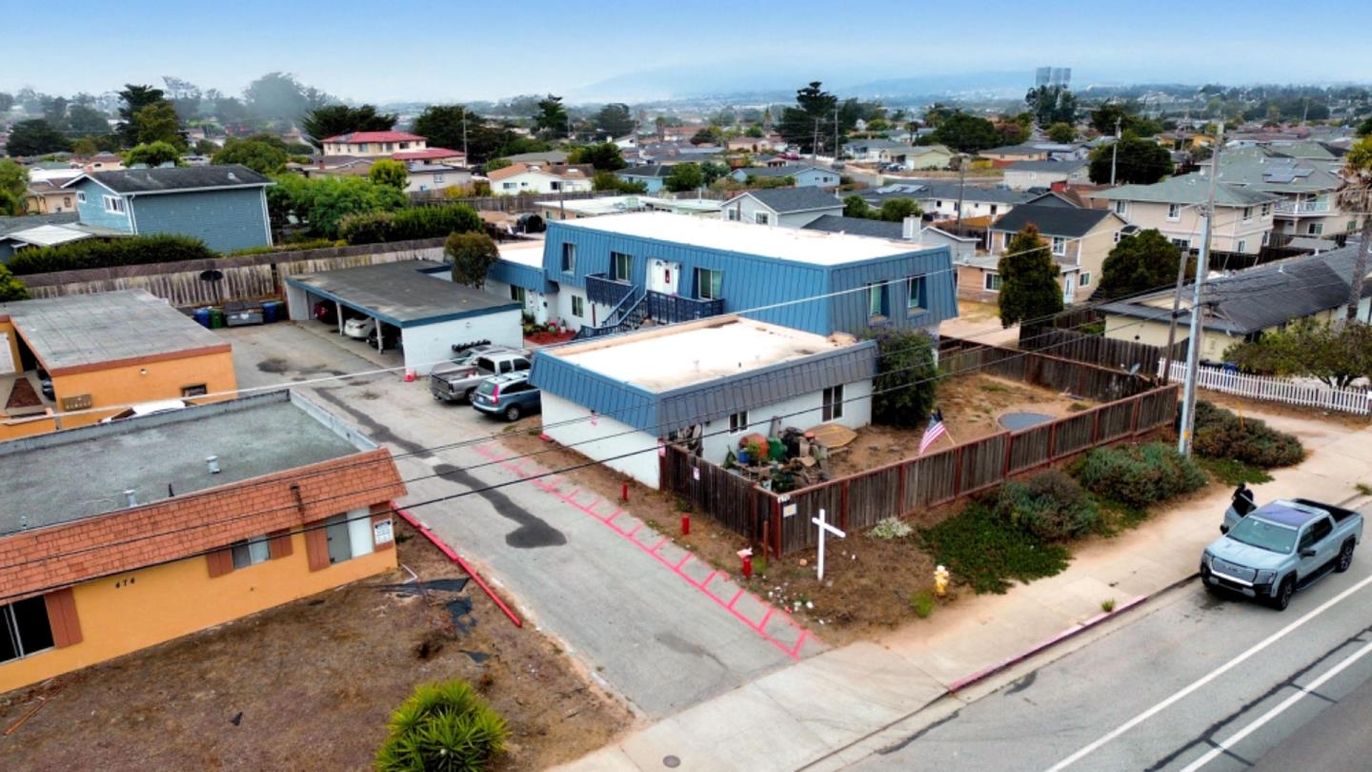 Exterior, Drone