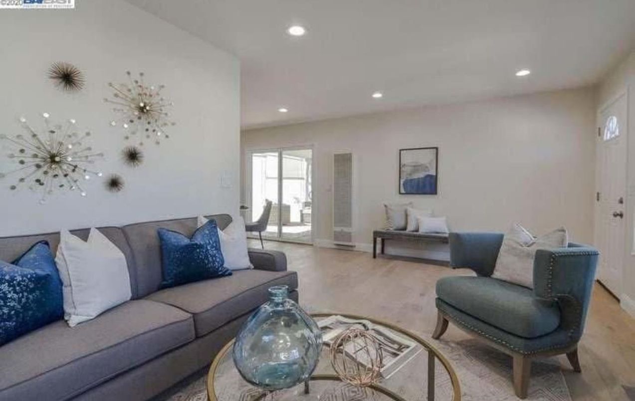 Interior, Living room, Recessed Lighting