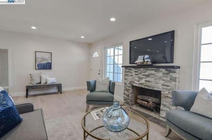 Fireplace, Interior, Living room, Recessed Lighting, Wood Texture Flooring