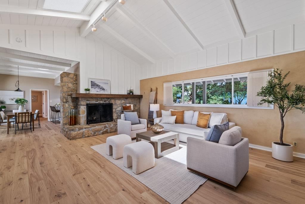 Dining room, Fireplace, Interior, Living room, Pendant Lights, Wood Texture Flooring